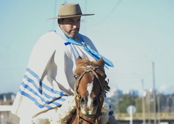 Tort cumplió promesa al hacer el trayecto a caballo entre Maldonado y Minas, hasta la Virgen del Verdún