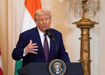 Trump pide «nombres y países» de los estudiantes extranjeros en Harvard