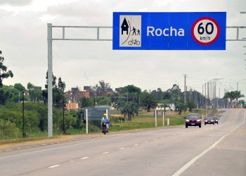 Obras de fibra óptica en Rocha alcanzarán al 99% del departamento