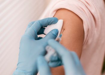 Aumentó significativamente la vacunación contra el Virus Sincicial Respiratorio en embarazadas en la Región Este