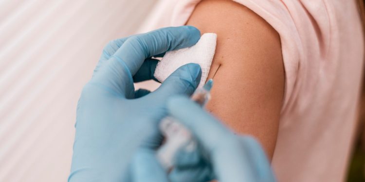 Aumentó significativamente la vacunación contra el Virus Sincicial Respiratorio en embarazadas en la Región Este