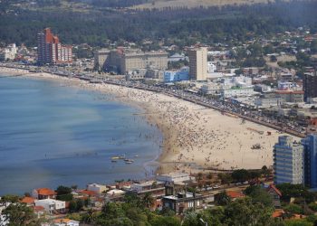 Piriápolis: convocan a concurso para crear la bandera de la ciudad