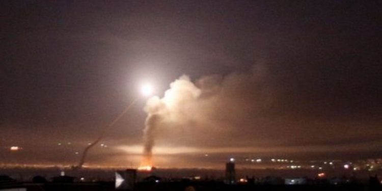 Israel bombardeó instalaciones nucleares en Teherán e Irán respondió con fuertes ataques