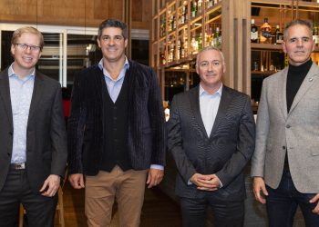 Azcurra encabezó lanzamiento de temporada de invierno de Enjoy con Ovo Beach como opción