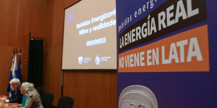 El 65,9% de los estudiantes de entre 13 y 17 años consumió bebidas “energizantes” en el último año