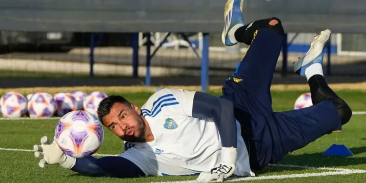 Chiquito Romero, a un paso de irse de Boca: rumorean que Peñarol se lo quiere llevar