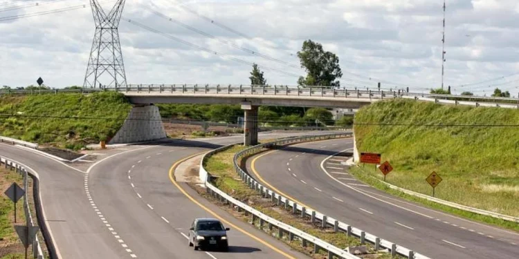 Gobierno argentino llamó a licitación pública para concesionar las rutas que conectan con Brasil y Uruguay