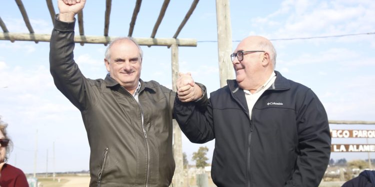 San Carlos: Emocionado al recordar a su padre, Cima prometió gestión con «amor y corazón»
