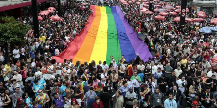 Brasil acompaña a Uruguay y firma declaración sobre derechos de la población LGBTQIA+ propuesto por España