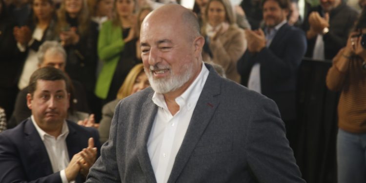 Silveira subrayó que quiere “hacer valer el equipo formidable del Departamento de Turismo”