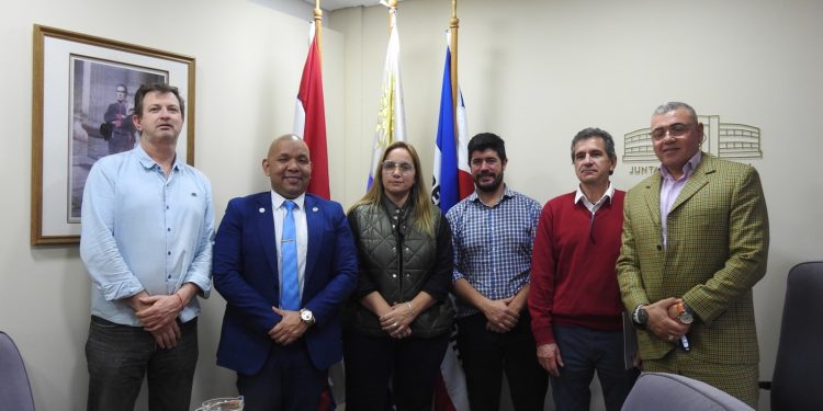 Presidente del Centro Iberoamericano de Exportadores visitó Maldonado