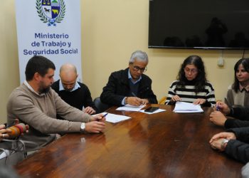 Certificaciones médicas; Gobierno y COFE más cerca de un acuerdo