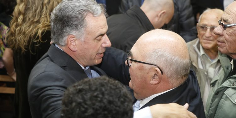 Abella en cónclave de intendentes con Orsi; el presidente los quiere cerca