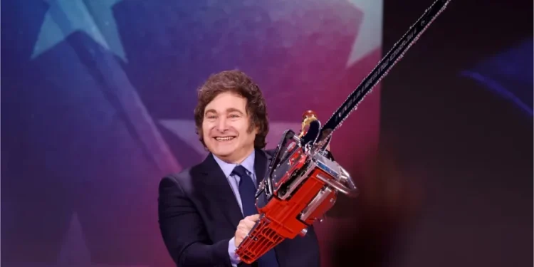 Milei vetó el aumento a jubilaciones y la ley de emergencia en discapacidad