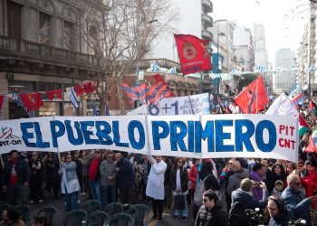 PIT-CNT afirma que paro fue multitudinario; reclamos fueron por salario jornada laboral y justicia social