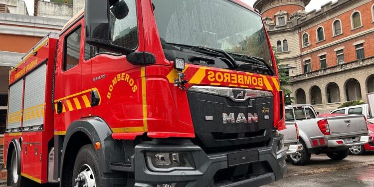 7 personas, entre ellas cinco niños, fallecen en incendio