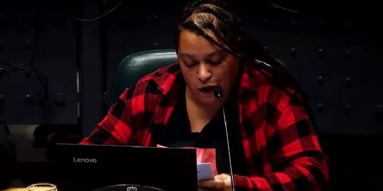 La Edil del F.A. pide responsabilidad a la prensa en cuanto a los comentarios que se vierten en las redes que abren puerta a la violencia