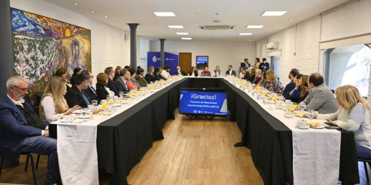 Programa Embajadores: Una iniciativa que promueve a Uruguay como destino para eventos internacionales