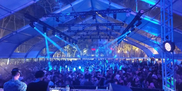 Tres empresas pugnarán por ganar la licitación de la carpa en El Placer