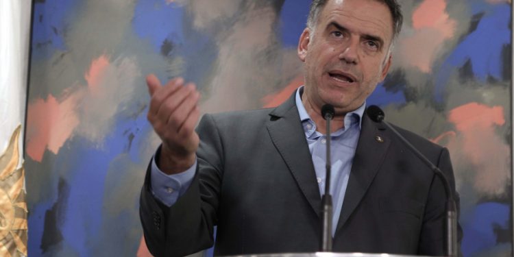 Orsi convoca a ministros y Fiscal de Corte tras atentado