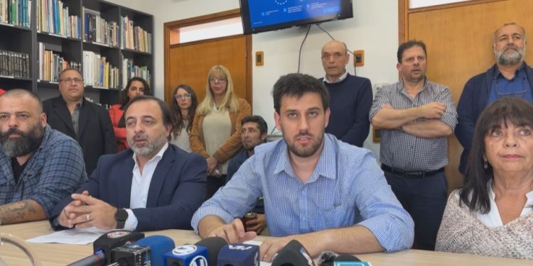 Frente Amplio no vota presupuesto de Abella en general y señala que fue elaborado en el 5to piso y con 0 participación ciudadana