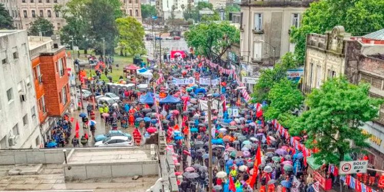 PIT-CNT reclamó justicia social y una distribución equitativa de la riqueza