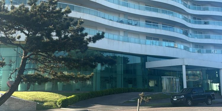Investigan millonario hurto en edificio de Punta del Este