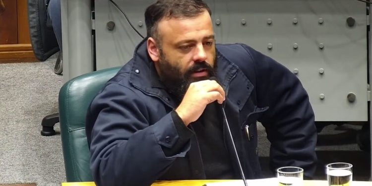 Partido Comunista rechazó participar de las mesas de diálogo instaladas por Abella