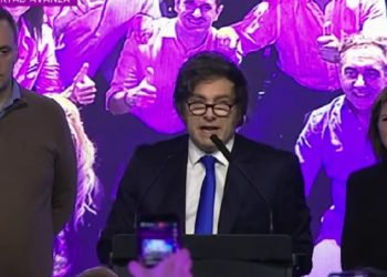 Milei: “Hoy dejamos atrás 100 años de decadencia, comienza la construcción de la Argentina grande, populismo nunca más”