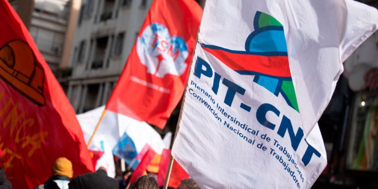 Pit Cnt vuelve a parar: Educación, salarios, jornada laboral y condena al intervencionismo internacional