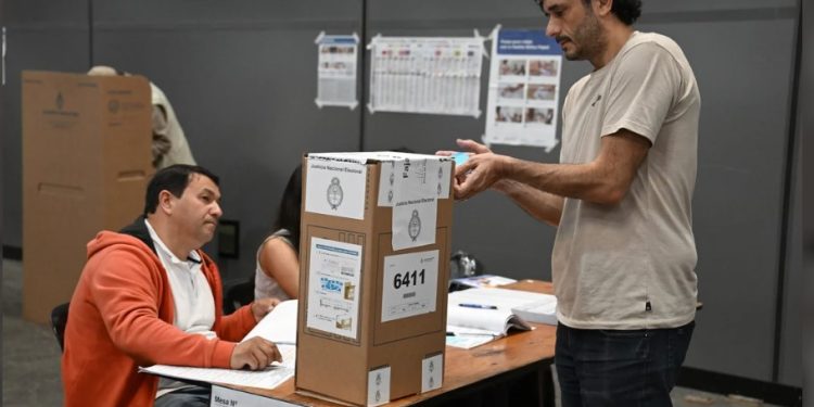 Elecciones en Argentina: Votó el 66% del padrón, la cifra más baja desde 1983
