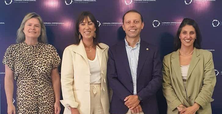 Cámara Empresarial de Maldonado junto a FEDETUR Chile, firmó convenio internacional de cooperación interinstitucional