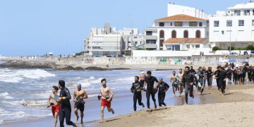 Guardavidas realizaron prueba de suficiencia a una semana de bajar a la costa