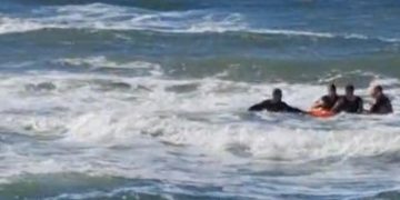 Una mujer murió ahogada en Punta Negra tras ser arrastrada por la corriente