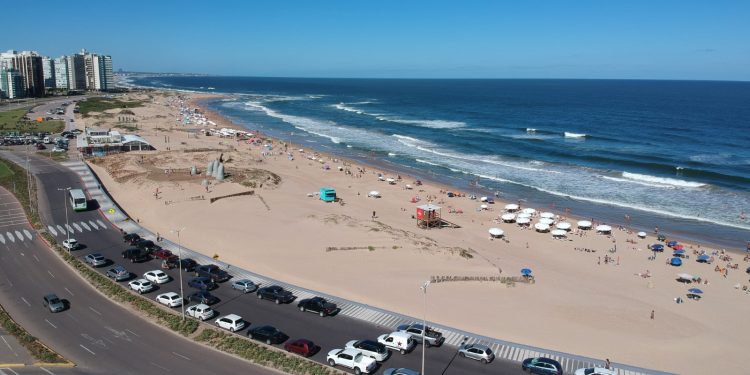 Se acerca la temporada y refuerzan acciones para prevenir estafas en Maldonado