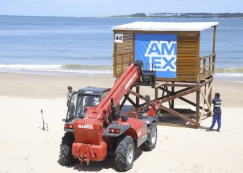 Guardavidas no bajan a la playa este viernes
