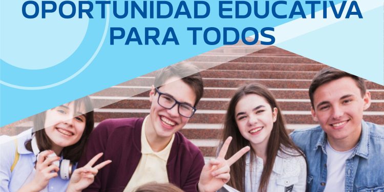 Comenzó la inscripción de 2.000 becas para estudiantes del departamento gracias al acuerdo firmado entre el alcalde Damián Tort y la UDE