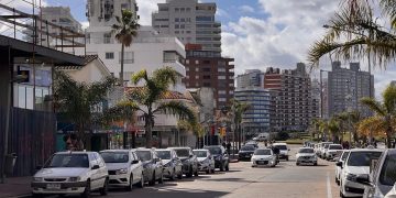 Alta demanda y casi nula disponibilidad de locales comerciales en Punta del Este para la temporada de verano
