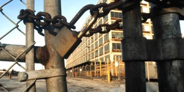 Proponen cambios antes de concretar despidos: Empresas deberán notificar al Estado y Sindicatos