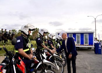 600 policías estarán afectados al Operativo Verano Azul que fue lanzado este domingo