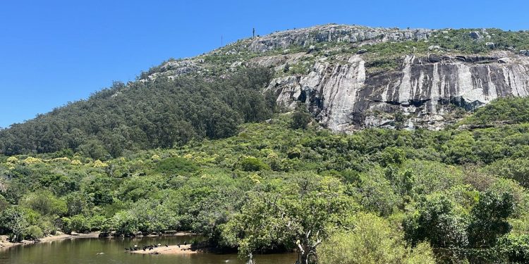 ECFA cierra ascenso al Cerro Pan De Azúcar debido a condiciones meteorológicas adversas