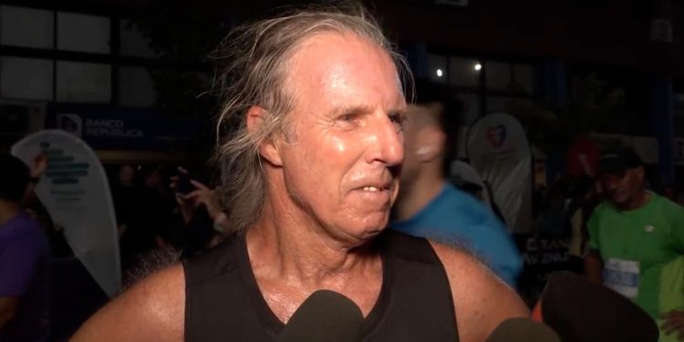 Denis Teijón volvió a correr descalzo y mantuvo la filosofía de vida que lo acompaña desde 1974