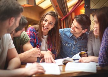 Hasta el 19 de febrero continúan las postulaciones en la página de la Junta departamental para las carreras de grado de Cultura, Derecho y Medicina