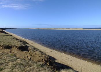 Fiscalía ordenó ADN a familiares de pescador desaparecido tras hallazgo de cuerpo en playa cercana a Laguna Garzón