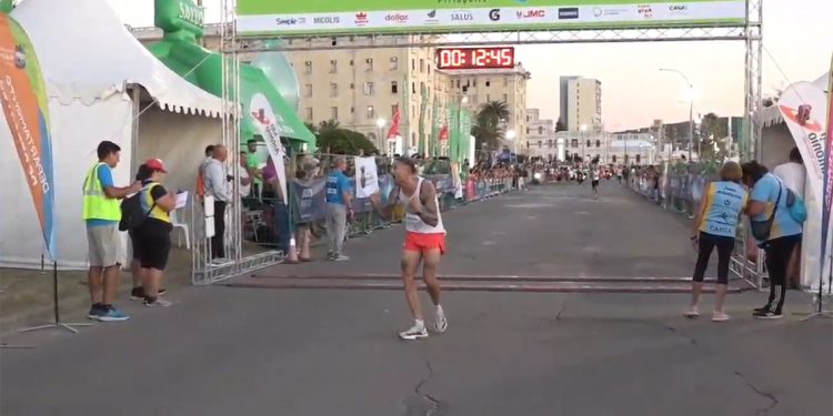 Pablo Duarte fue el ganador de la 4k en la 81 edición de la Doble San Antonio