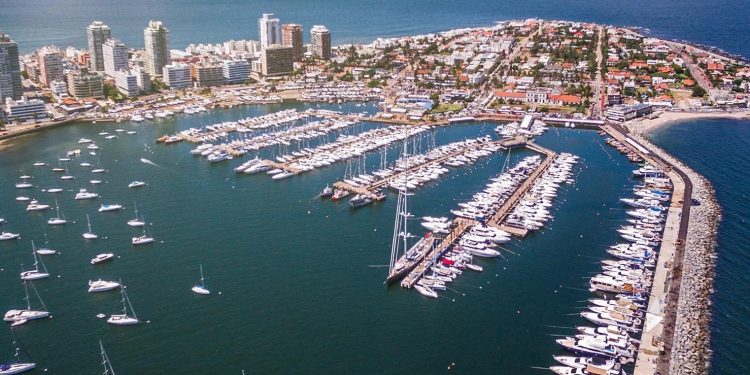 Gobierno modificó reglamento de utilización de servicios en Puerto de Punta del Este