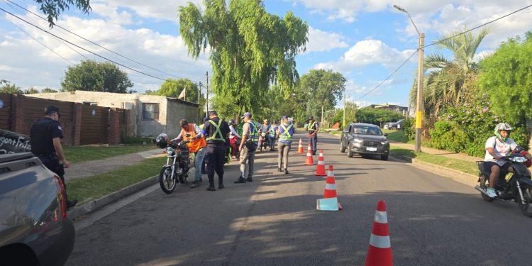 Controles en todo el departamento: 1365 personas identificadas y 19 vehículos incautados en una semana