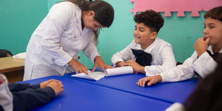 Más de 600.000 estudiantes iniciaron el año lectivo