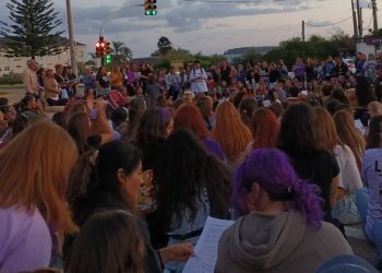 Marcha en Maldonado por el 8M se llevó a cabo bajo consignas feministas y reclamos sociales