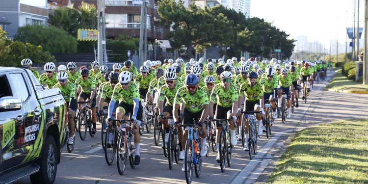 Gran Fondo de Nueva York convocó a más de 350 ciclistas en Punta del Este